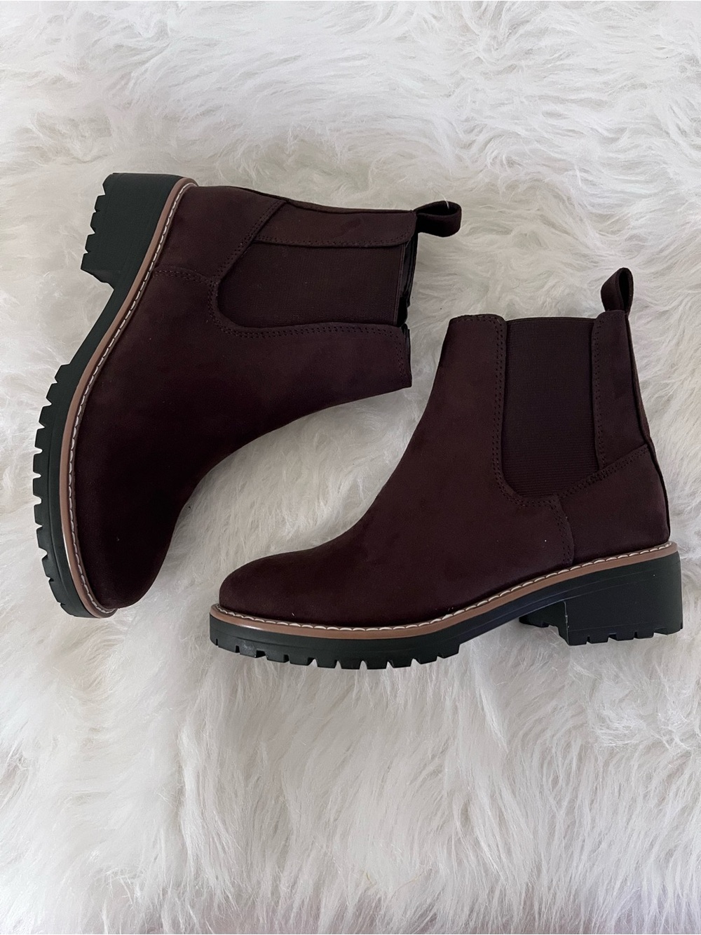 🆕 Kensie Chocolate Brown Suede Lug Sole Ankle Boots |Size 6